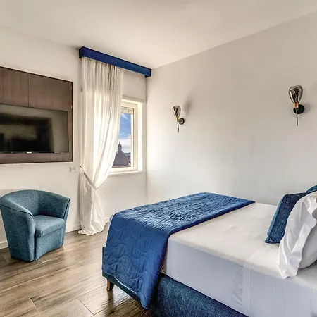 Timeless Νάπολη